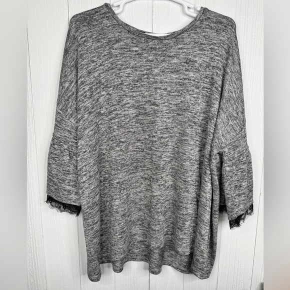dressbarn Gray Marled Bell Sleeve Sweater with Black Lace Trim - Picture 2 of 5
